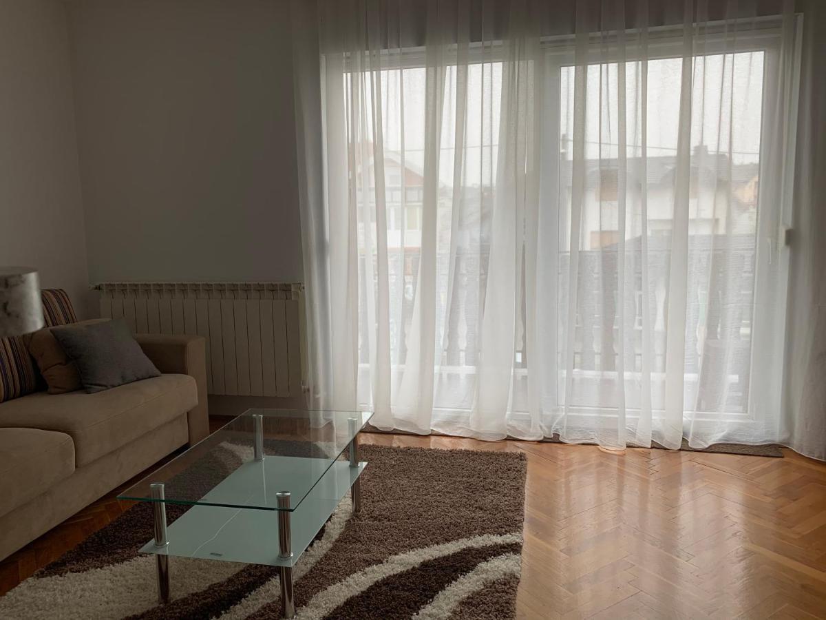 Apartman Madape Sesvete Buitenkant foto